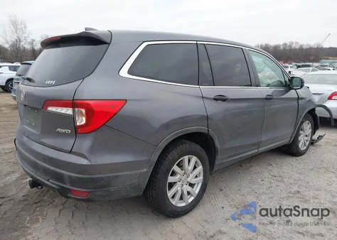 2019 Honda Pilot Lx z USA, uszkodzony, nr VIN 5FNYF6H17KB041991